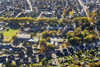 Aerial view, Sophie Scholl School and Gebrüder Grimm School in the residential area on Berliner
