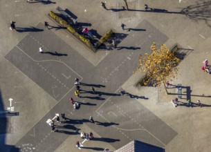 Aerial view, Overbergschule and pupils and cross on the schoolyard in the district Bockum-Hövel in