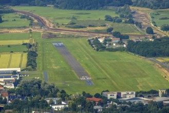 Aerial photograph, Hamm-Lippewiesen airfield, Heessen, Hamm, Ruhr area, North Rhine-Westphalia,