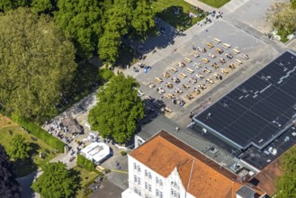 Aerial view of the spa hotel Hamm, spa hotel Bad Hamm, largest beer garden in Hamm, next to the