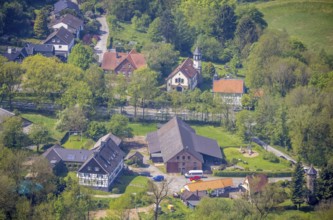 Aerial view, Hof Abtsküche, Chapel St. Jakobus Abtsküche, Hetterscheidt, Heiligenhaus, Ruhr area,