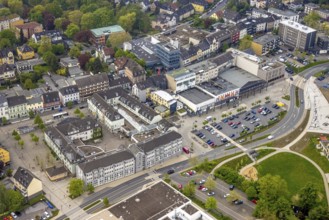 Aerial view, City with Rathaus Center and Basildonplatz, Leubeck, Heiligenhaus, Ruhr area, North