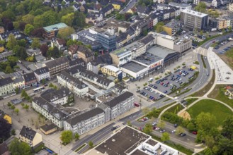 Aerial view, city with town hall, town hall centre and Basildonplatz, Leubeck, Heiligenhaus, Ruhr