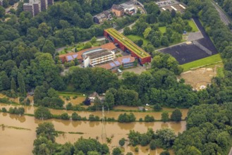 Aerial photograph, Ruhr flood, flooding at the Essen-Überruhr grammar school, Rellinghausen, Essen,