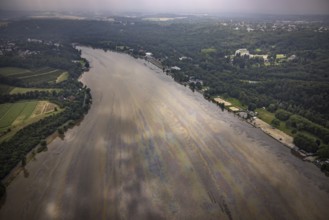 Aerial photo, Ruhr flood, flooding, Lake Baldeney with oil discolouration on the water surface,