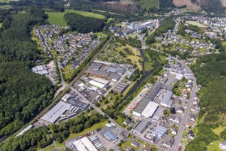 Aerial view, commercial area Uferstraße and Bamenohler Straße, housing estate
