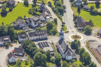 Aerial view, St. Anthony's Catholic Church at the Kilianstraße roundabout in Rönkhausen,