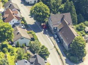 Aerial view, half-timbered house restaurant Wichtmann at the Esloher Straße, Deutmecke, Finnentrop,