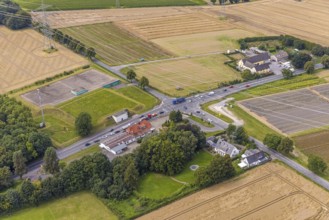 Aerial view, intersection Hubert-Biernat-Straße and Unnaer Straße federal road B233, farm shop