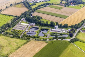 Aerial view, sewage treatment plant Menden an der Hönne in Bösperde, Menden, Ruhr area, North