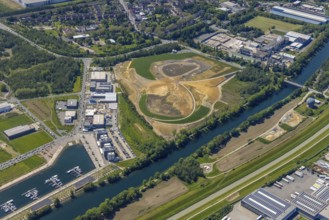 Aerial view, Graf Bismarck city quarter on the Rhine-Herne Canal, Marina Bismarck, Schalke-Nord,