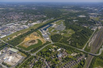 Aerial view, Graf Bismarck city quarter on the Rhine-Herne Canal, Marina Bismarck, Schalke-Nord,