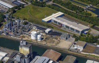 Aerial view, Gelsenkirchen city harbour on the Rhine-Herne Canal, Heßler, Gelsenkirchen, Ruhr area,
