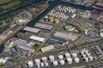 Aerial view, Gelsenkirchen city harbour on the Rhine-Herne Canal, Heßler, Gelsenkirchen, Ruhr area,