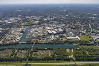 Aerial view, Gelsenkirchen city harbour on the Rhine-Herne Canal, Heßler, Gelsenkirchen, Ruhr area,