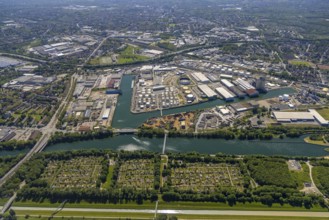 Aerial view, Gelsenkirchen city harbour on the Rhine-Herne Canal, Heßler, Gelsenkirchen, Ruhr area,