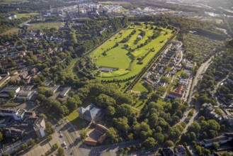 Aerial view, golf course golf club Schloss Horst and Schloss Horst in the district Horst in