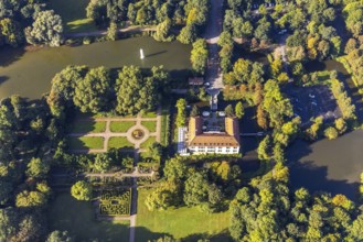 Aerial view, moated castle Schloss Berge in the district Buer in Gelsenkirchen, Ruhr area, North