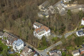 Aerial view, Villa Ruhnau with park, planned demolition, Kettwig, Essen, Ruhr area, North