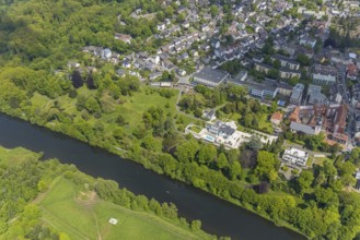 Aerial view, Villa Scheidt am Leinpfad, river Ruhr, Theodor-Heuss-Gymnasium, catholic parish church
