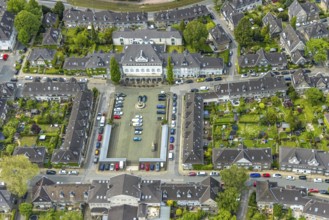 Aerial view, garden city Margarethenhöhe, Kleiner Markt, Gasthaus zur Margarethenhöhe, Mintrops
