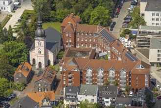 Aerial view, catholic parish church St. Peter, St. Josefshaus, Kettwig, Essen, Ruhr area, North