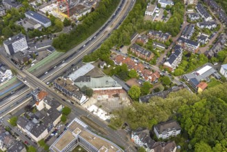 Aerial view, residential area Rüttenscheider Straße and Gustav-Streich-Straße at the motorway A52,