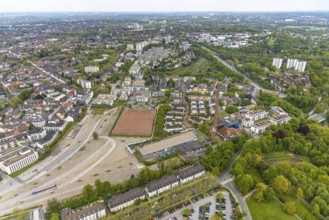 Aerial view, new development area Veronikastraße with sports field VfL Sportfreunde 07 Essen,