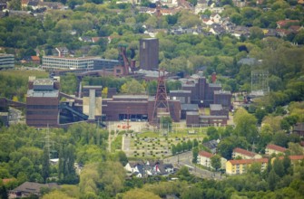 Aerial view, UNESCO World Heritage Zollverein, Essen-Stoppenberg, Essen, Ruhr area, North