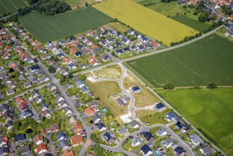 Aerial view, construction site and new construction of residential buildings on Ruhner Weg, Bremen,