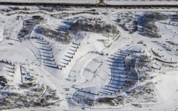 Aerial view, shadow play in snow-covered Krupp Park, Westviertel, Essen, Ruhr area, North