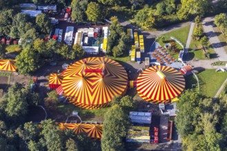 Aerial view, Revierpark Nienhausen with circus in the district Feldmark in Gelsenkirchen, Ruhr