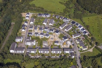 Aerial view, new development area Brunnen am Dr.-Emil-Böhmer-Weg in the district Lindenberg in