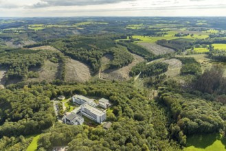 Aerial photo, Königsfeld Rehabilitation Clinic and forest damage in the Windgarten district of