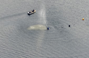 Aerial view, Ennepetalsperre and boat with water fountain in the district Altenbreckerfeld in