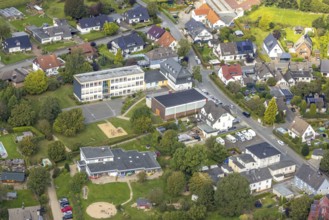 Aerial view, Primary School Rüggeberg and Protestant Kindergarten Rüggeberg in the district
