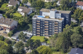 Aerial view, high-rise building with pool on the roof at Sonnenweg in the district Voerde in
