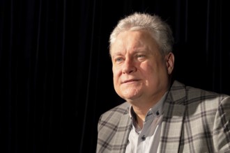 Günter Rüdiger, actor, artistic director, Zimmertheater, Steglitz, photo rehearsal Gesungenes und