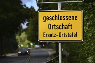 Instead of the usual town entrance sign in the Burbach district of Würgendorf or Wasserscheide, a