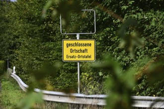 Instead of the usual town entrance sign in the Burbach district of Würgendorf or Wasserscheide, a
