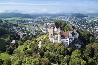 Castle of the Habsburgs, Kyburgers on an almost circular Molasse hill, Lenzburg, Canton Aargau,