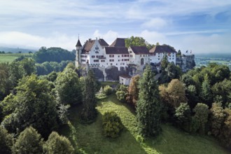 Castle of the Habsburgs, Kyburgers on an almost circular Molasse hill, Lenzburg, Canton Aargau,