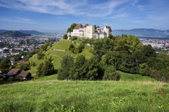 Castle of the Habsburgs, Kyburgers on an almost circular Molasse hill, Lenzburg, Canton Aargau,