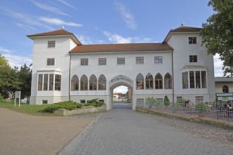 Restaurant Zum Eichenkranz, gatehouse, UNESCO, landscape park, Dessau-Wörlitz Garden Kingdom,