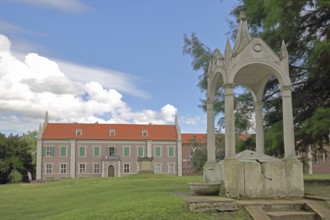 Grey House, Princess's House and Fountain Temple, UNESCO, Landscape Park, Dessau-Wörlitz Garden
