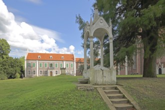 Grey House, Princess's House and Fountain Temple, UNESCO, Landscape Park, Dessau-Wörlitz Garden