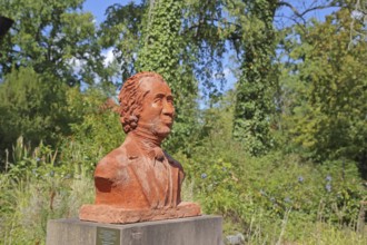 Monument to physician and doctor Johann Wilhelm Tolberg, Bust, Solepark, spa garden, Bad Salzelmen,