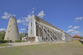 Conical brine tower built in 1776 and graduation tower, wedge-shaped, tower, spa gardens, brine