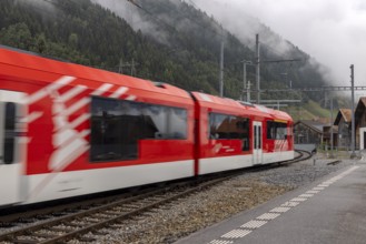 Metre-gauge electric low-floor multiple-unit trains of the Matterhorn-Gotthard Railway (MGB) ORION
