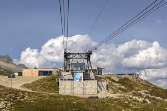 Cuolm da Vi cable car mountain station, Sedrun Disentis mountain railway, Graubünden, Switzerland